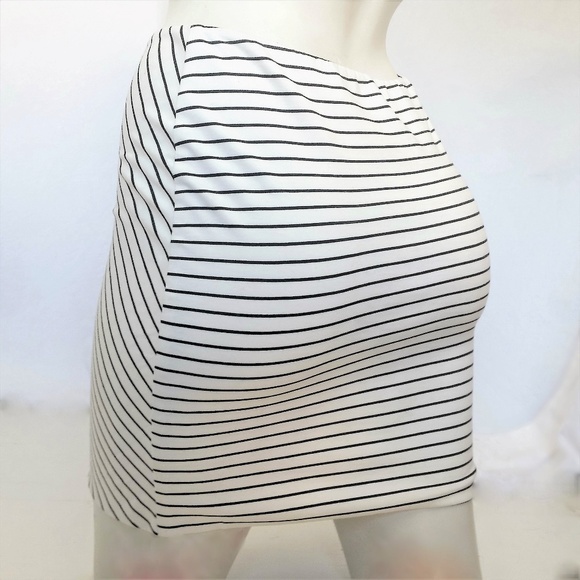 TORN BY RONNY KOBO STRIPED MINI SKIRT Stretch - Picture 3 of 8